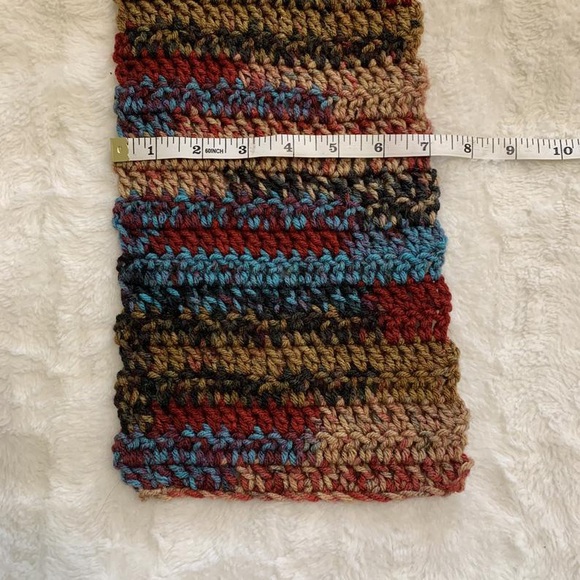 New Handmade Scarf - Picture 3 of 3